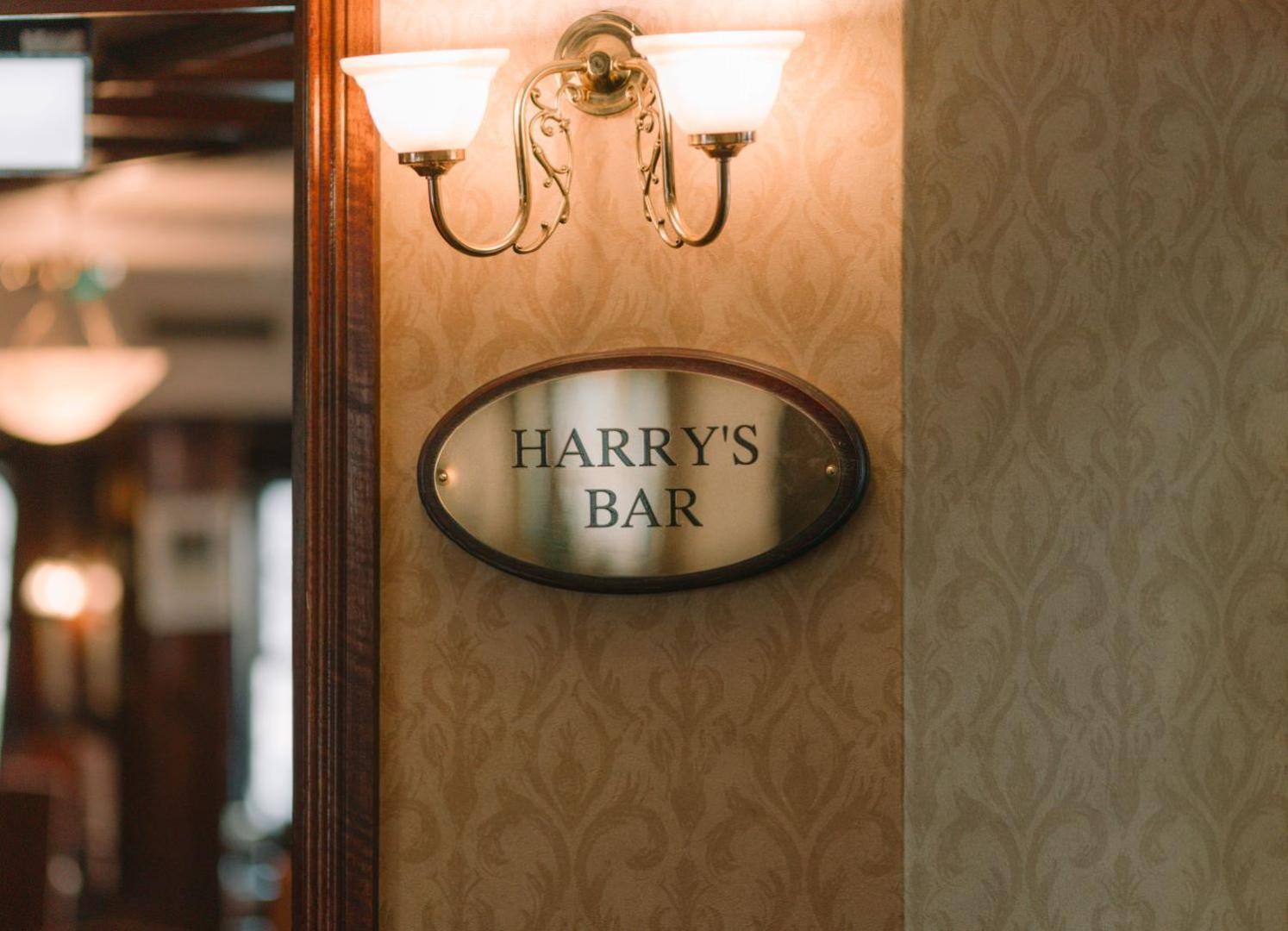 Kee'S Hotel Stranorlar ภายนอก รูปภาพ