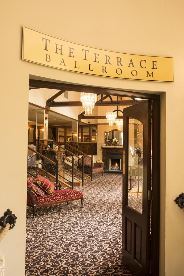 Kee'S Hotel Stranorlar ภายนอก รูปภาพ